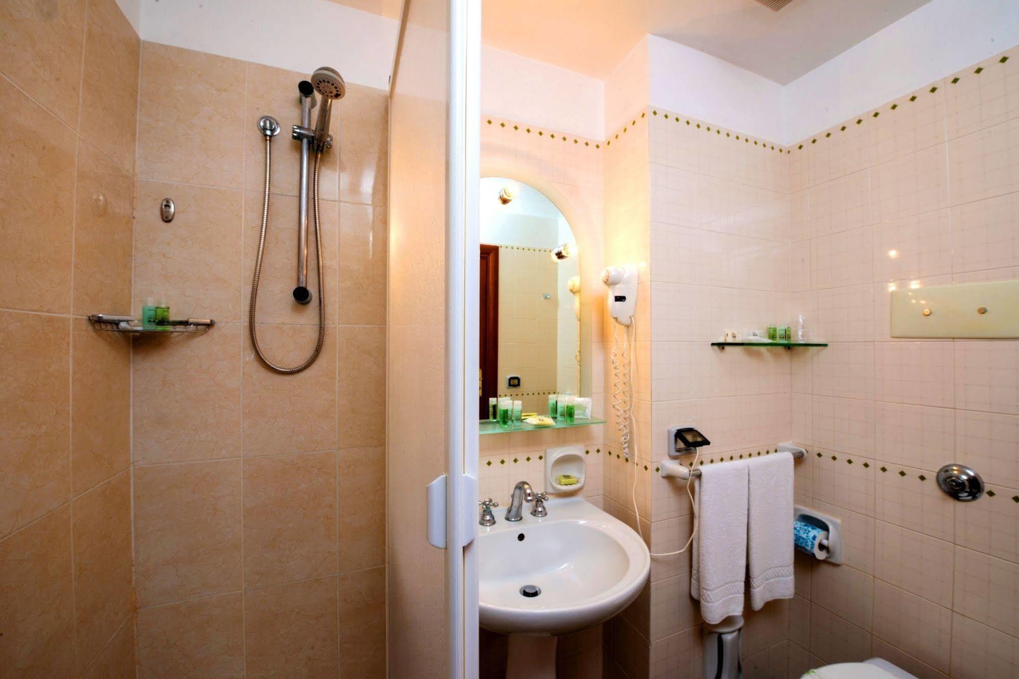 Th - Florio Park 4*