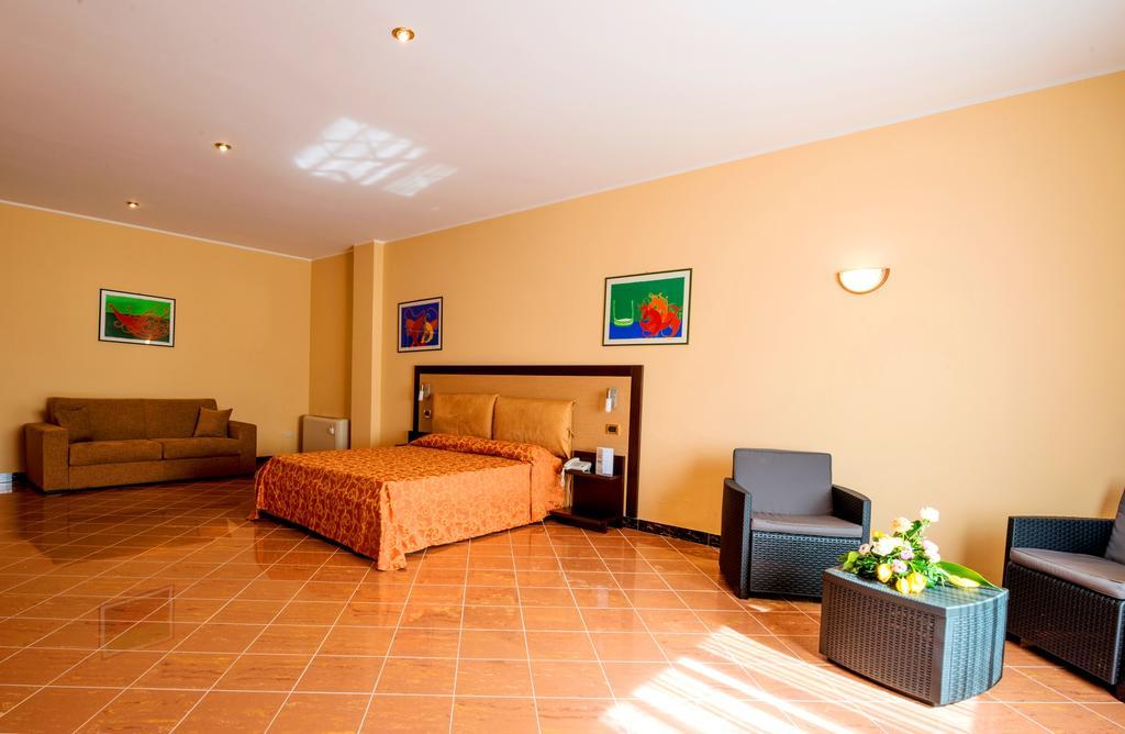 Hotel Th - Florio Park 4*
